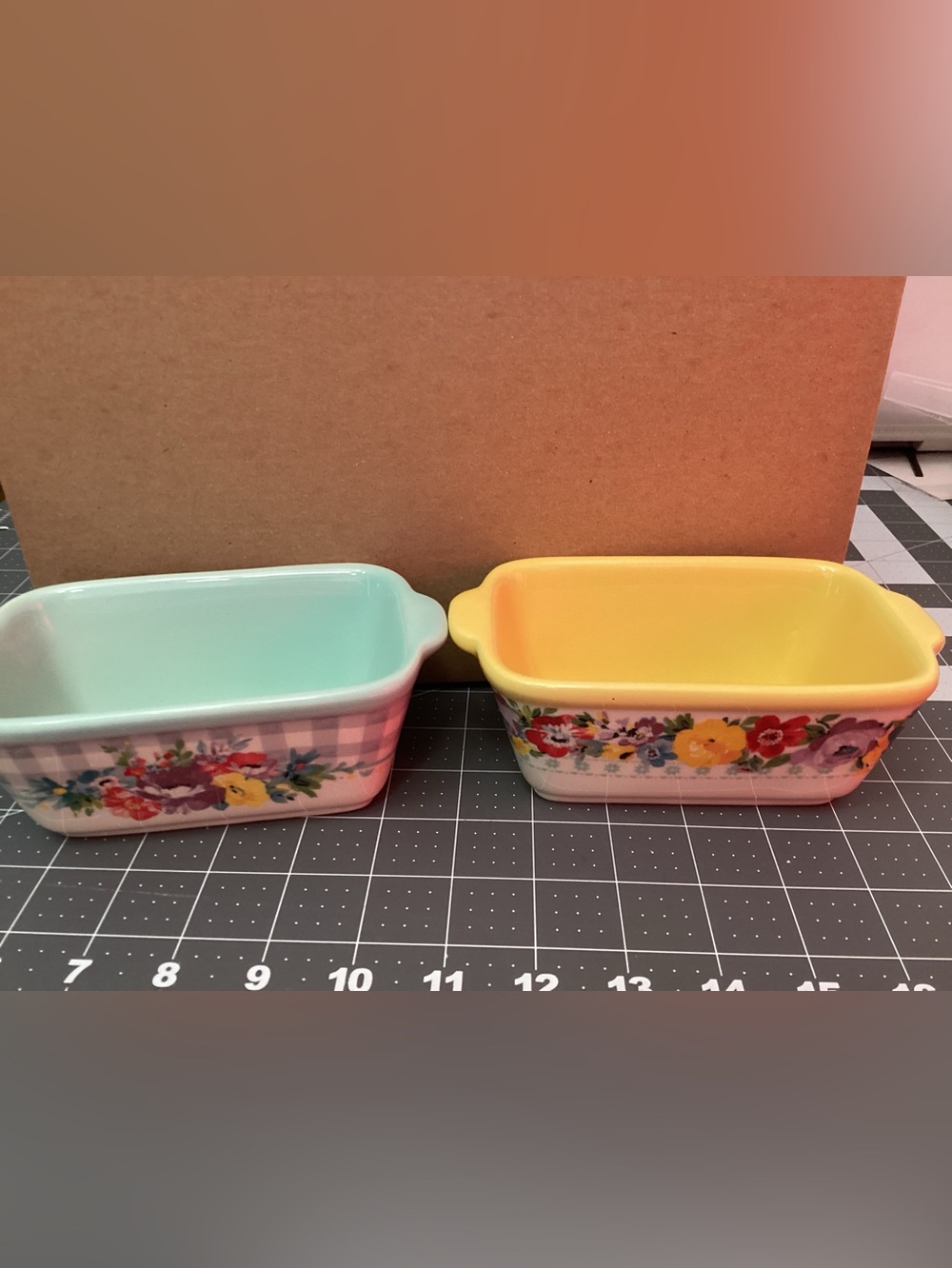 The Pioneer Woman Floral Ceramic Mini Loaf Pans in Mint and Yellow